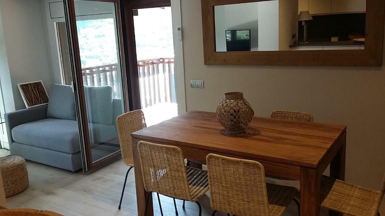 Apartamento Gausac Экстерьер фото
